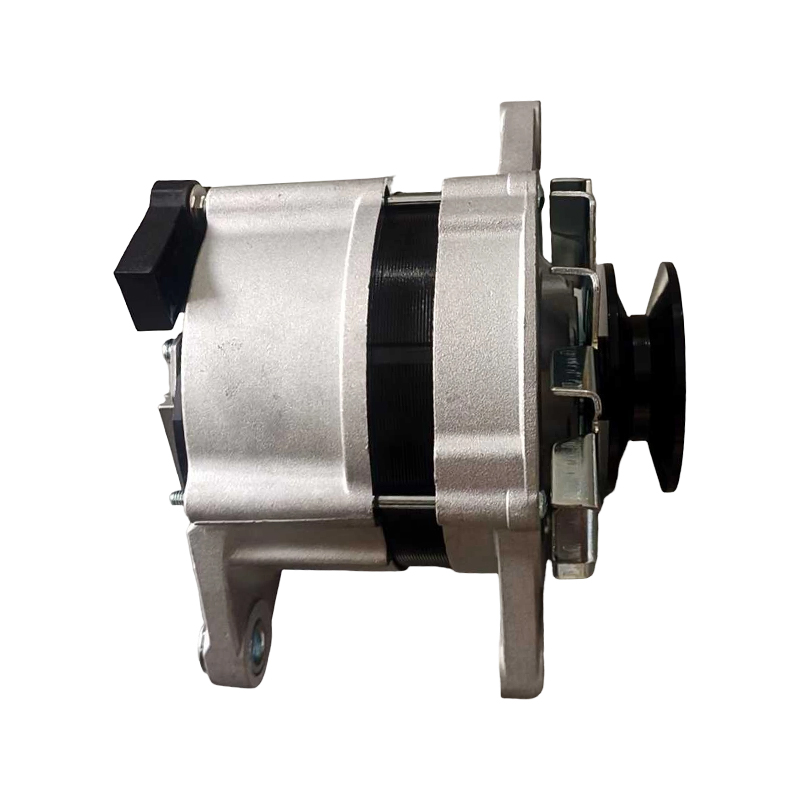 Hyundai 24V 45A Laturi DAEWOO DX75/80/88 kaivinkoneisiin